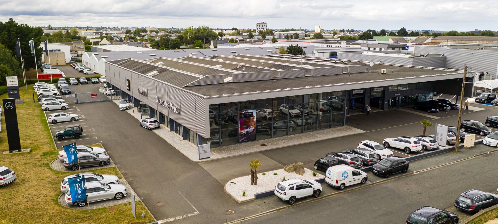 Les grands manoeuvres se poursuivent dans la distribution automobile ...