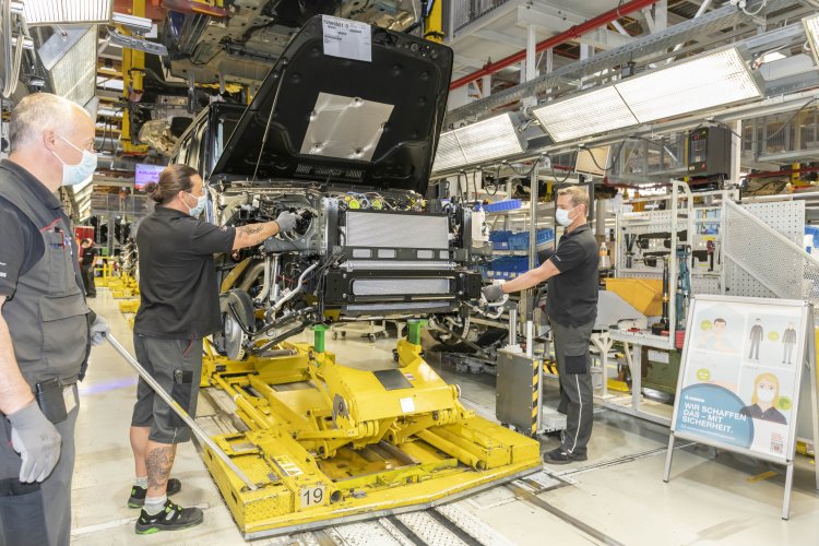 Autriche : L’usine Magna Steyr redémarre progressivement