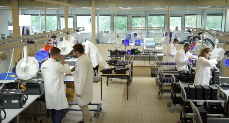 Le français Easily Batteries développe des bornes de charge mobiles