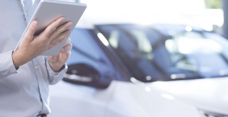 Les caractéristiques techniques d'un véhicule simplement en entrant son immatriculation avec Autoways