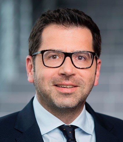 Hermann Prax nommé directeur des relations publiques de Porsche Holding Salzburg