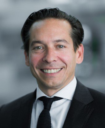 Luca Neyroz nouveau directeur marketing de Toyota France