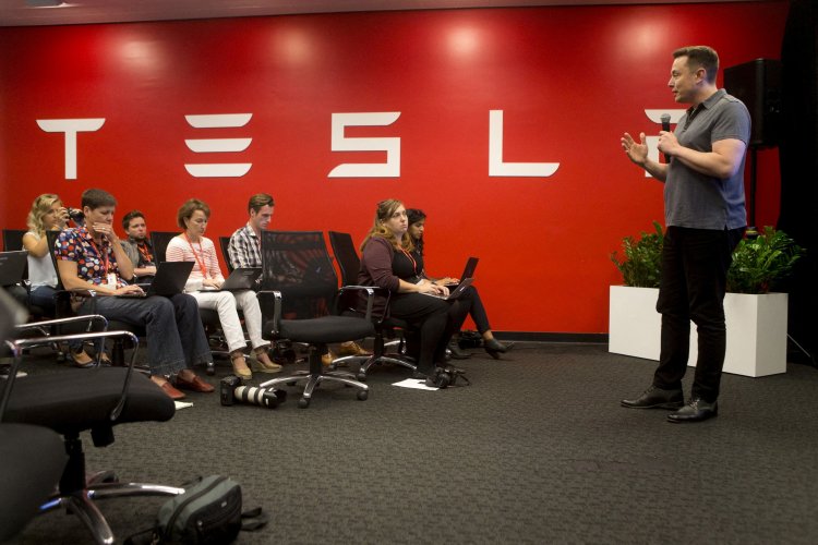 Elon Musk aux salariés : Revenez au bureau ou quittez Tesla