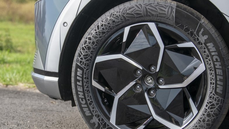Michelin homologue un pneu contenant 45% de matériaux durables