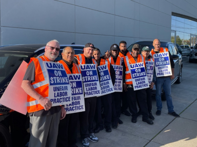 La grève de l’UAW se durcit aux Etats-Unis