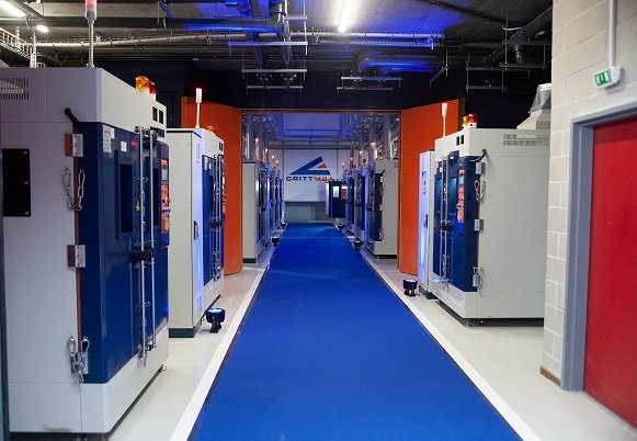 Un centre de test pour batteries automobiles inauguré dans le Pas-de-Calais