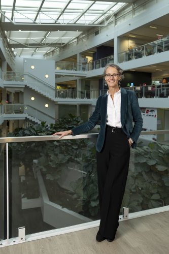 Dorothée Bonassies, une icône de l’auto qui donne des ailes aux femmes !