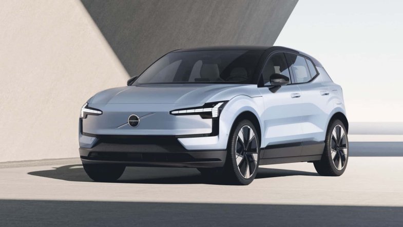 Yves Pasquier-Desvignes, Volvo France : "Nous ferons plus d’une vente sur deux en électrique cette année"