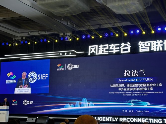 A Wuhan, la Chine plaide pour le maintien de l'ouverture des marchés automobiles
