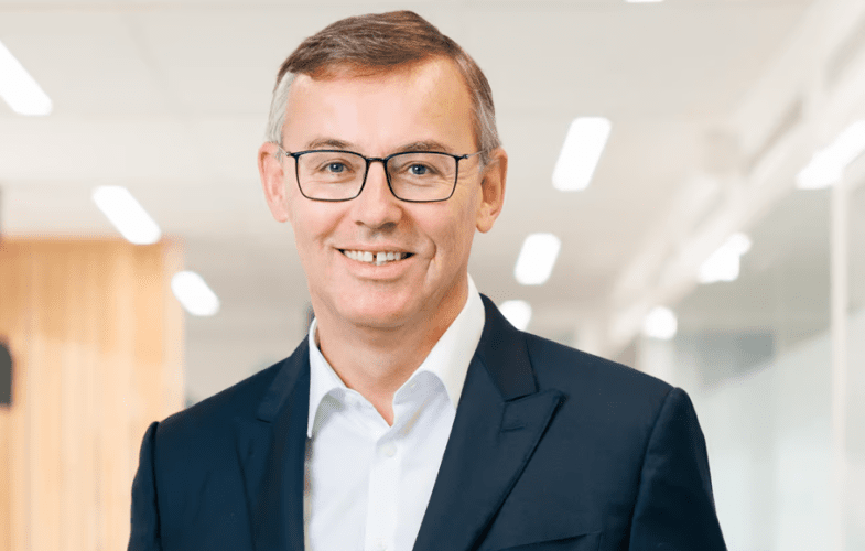 Alain Favey, DG de Peugeot : "renforcer notre performance en France est une absolue priorité"