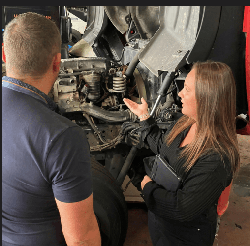 Le Groupe PHE – (Autodistribution, AD Poids Lourds, Oscaro…) propose de nombreuses opportunités aux Rencontres Emploi Wave