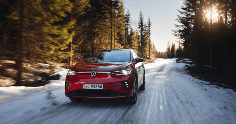La Norvège veut supprimer l'exemption de TVA sur les voitures électriques d'ici à 2027