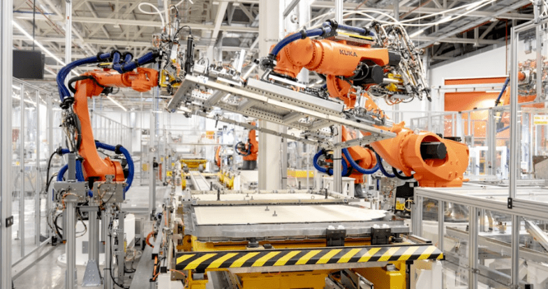 Le groupe Volkswagen inaugure sa première usine d'assemblage de batteries à Martorell