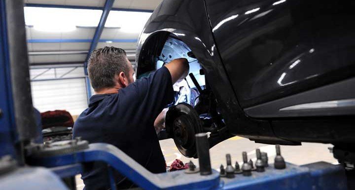 Moins d’entrées atelier en 2025 mais un panier moyen en hausse