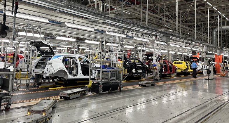 Renault rejoint Stellantis et Volkswagen pour peser sur le "Made in Europe"