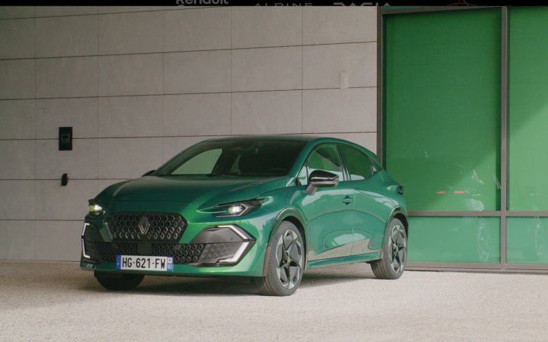 Tesla, BYD, MG et Fiat bousculent un marché français toujours dominé par Renault
