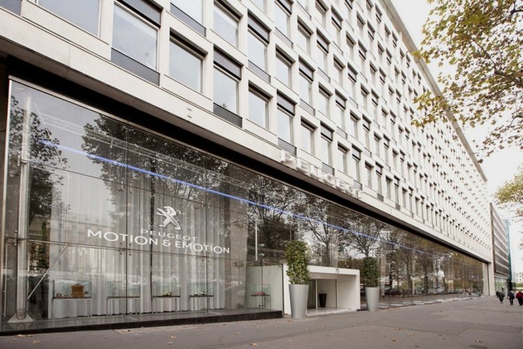 Pourquoi le recentrage de Stellantis hors de France est justifié