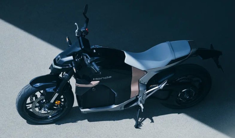 Honda lance sa première moto électrique, à 199 euros/mois