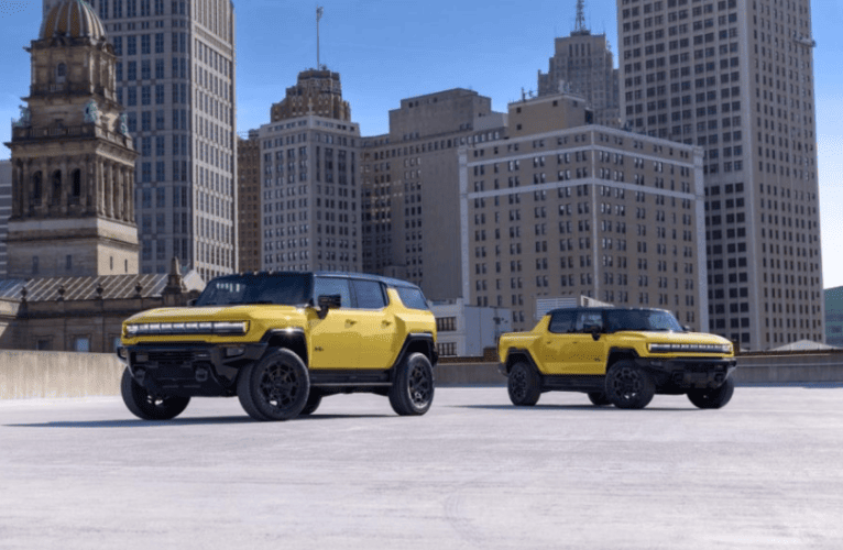 General Motors voit l'année 2026 plus rose, malgré des charges dans l'électrique