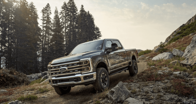 Ford en perte au second trimestre du fait de dépréciations d'actifs liées aux véhicules électriques