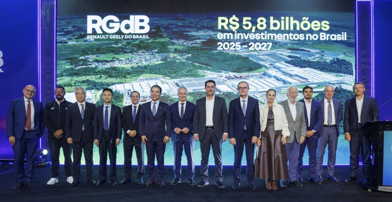 Au Brésil, Renault lancera en 2027 un véhicule électrifié sur technologie Geely