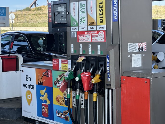 La filière automobile alerte sur le risque d’un arrêt brutal des aides aux véhicules électriques
