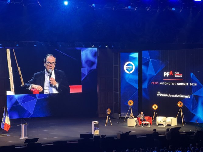 François Provost (CEO Renault Group) : "Sur le calendrier CO2, rien. Sur le fardeau des normes, rien non plus"