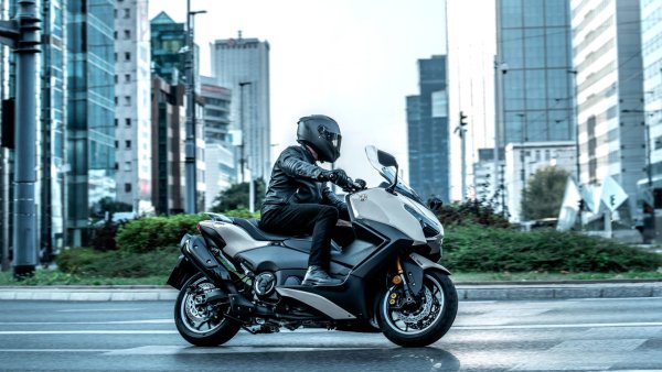 Les maxiscooters font une belle année sur un marché de la moto pourtant en baisse