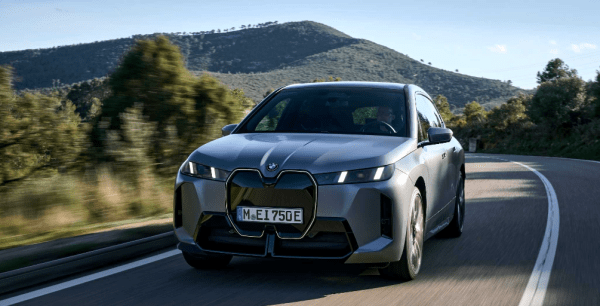 BMW, leader du premium pour la 5e année consécutive