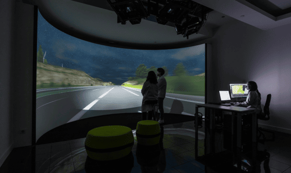 A Bobigny, Valeo Light invente les systèmes d’éclairage  de demain