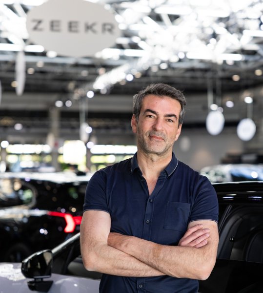 Karim Zemani nommé directeur marketing de Zeekr France