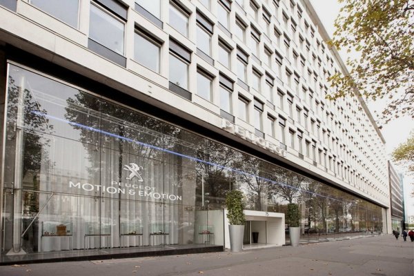 Pourquoi le recentrage de Stellantis hors de France est justifié