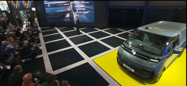 Renault annonce une nouvelle offensive dans les utilitaires grâce au Trafic van E-Tech