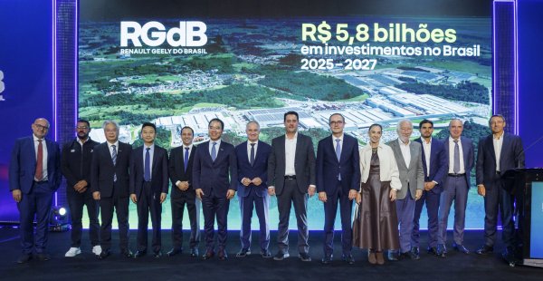 Au Brésil, Renault lancera en 2027 un véhicule électrifié sur technologie Geely