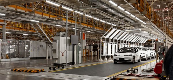 Commerce extérieur français de véhicules électrifiés : décarbonation et réindustrialisation ne font pas vraiment bon ménage
