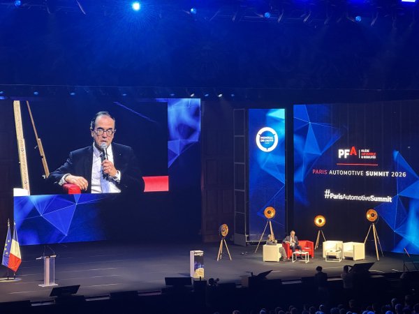 François Provost (CEO Renault Group) : "Sur le calendrier CO2, rien. Sur le fardeau des normes, rien non plus"