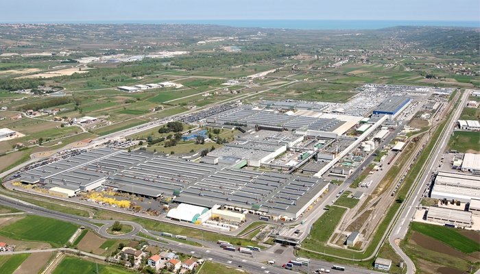 Fusion PSA/FCA : leur part de marché dans les utilitaires en Europe trop élevée ?